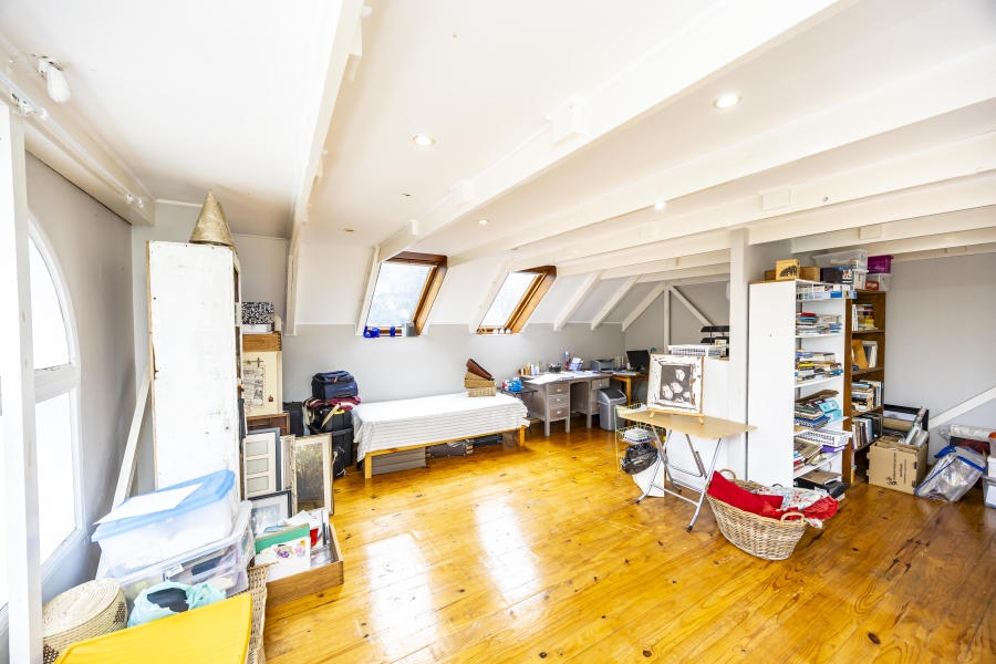 4 Bedroom Property for Sale in Bonza Bay Eastern Cape